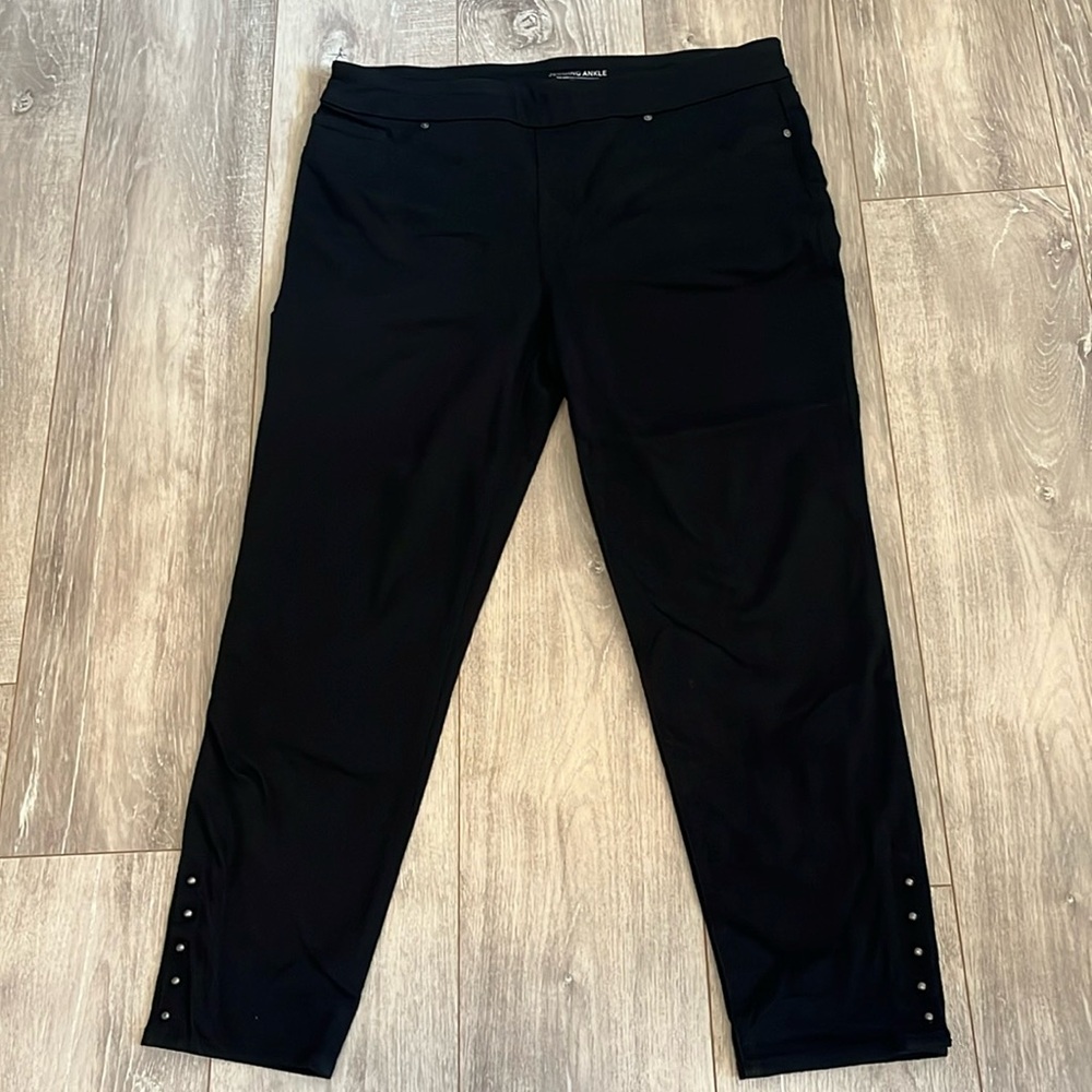 Chico’s Jegging Ankle Black Denim Jeans